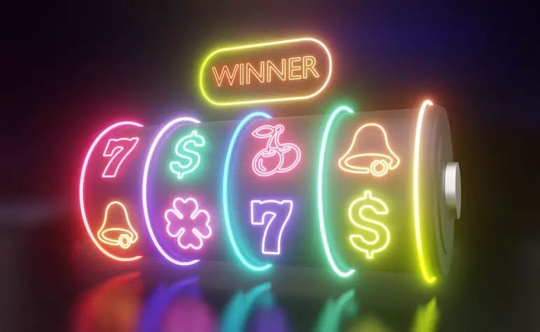 Giao diện game slot online tại topvip trên điện thoại Android và iOS